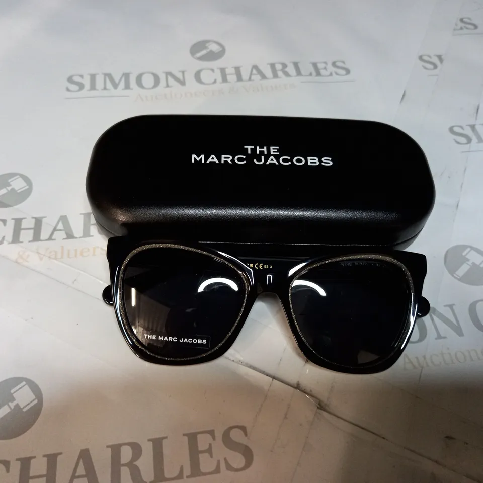 MARC JACOBS WOMENS CAT EYE BLACK SUNGLASSES