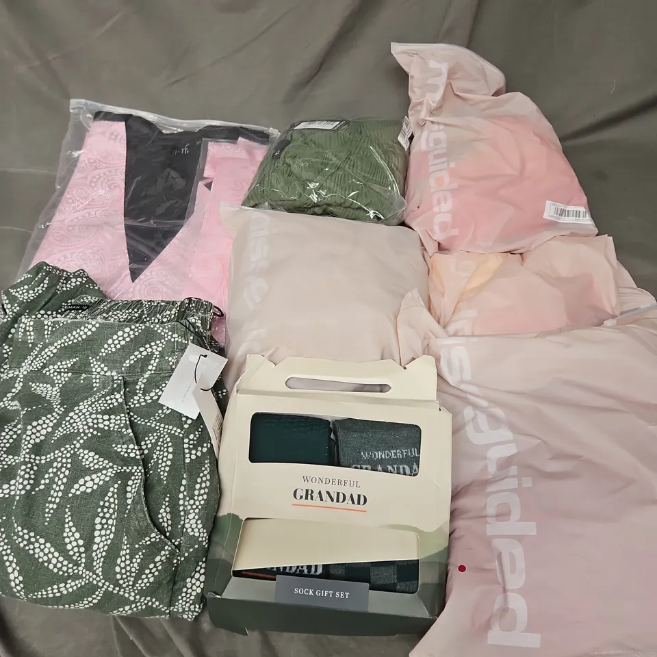 BOX OF APPROXIMATELY 20 ASSORTED CLOTHING ITEMS TO INCLUDE WAISTCOAT, DRESS, TROUSERS, ETC - COLLECTION ONLY