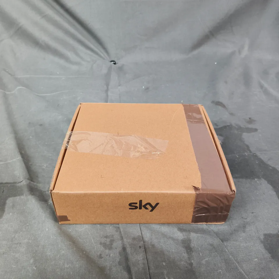 SKY IP061B-02-SKY-ANT-G01 PUCK – BOXED (SKU PUIP061ANTP2)