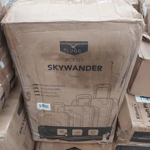 BOXED LUGG SKYWANDER LUGGAGE SET