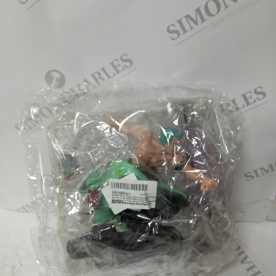 BOX OF ASSORTED ITEMS TO INCLUDE TOYS, MASK, CARDS ETC 