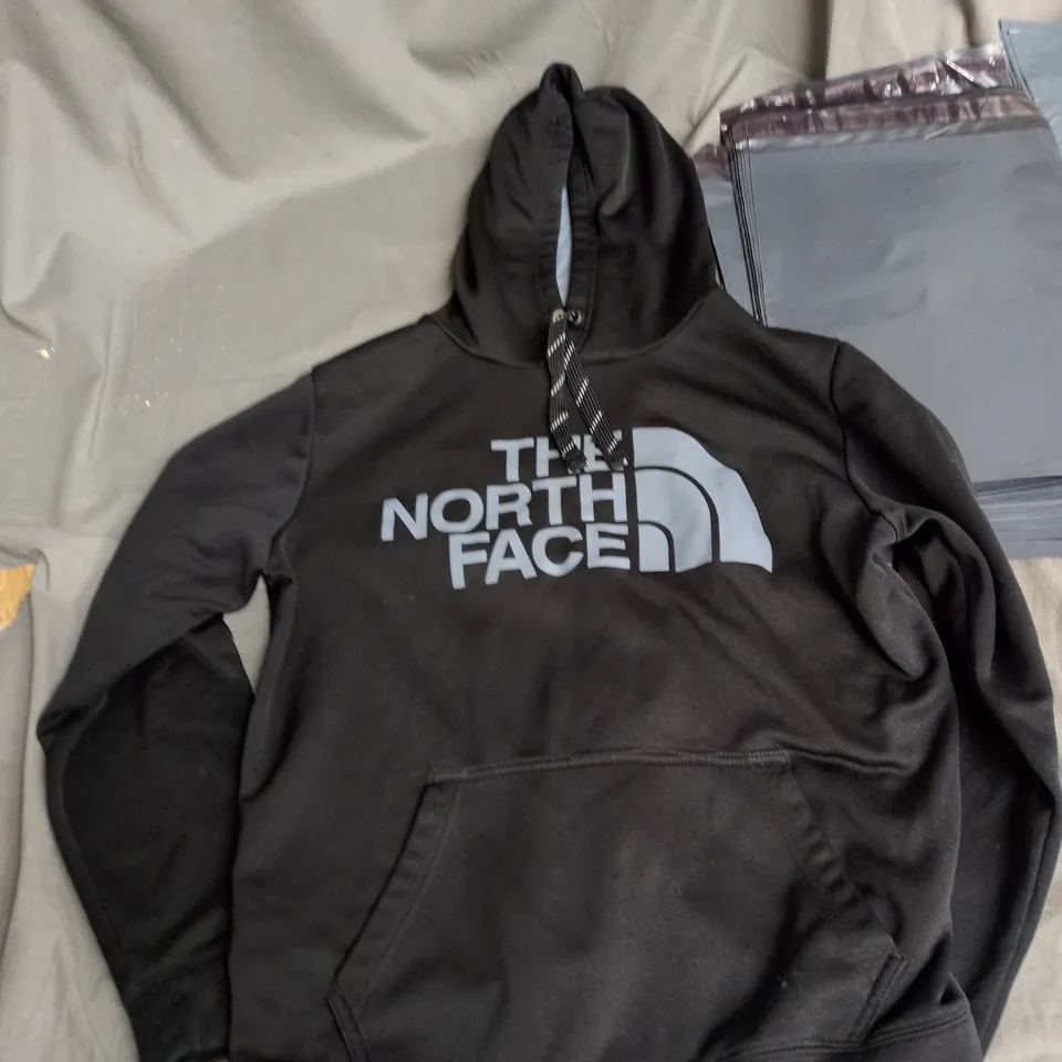 THE NORTH FACE MEN'S HOODIE – BLACK, SIZE M