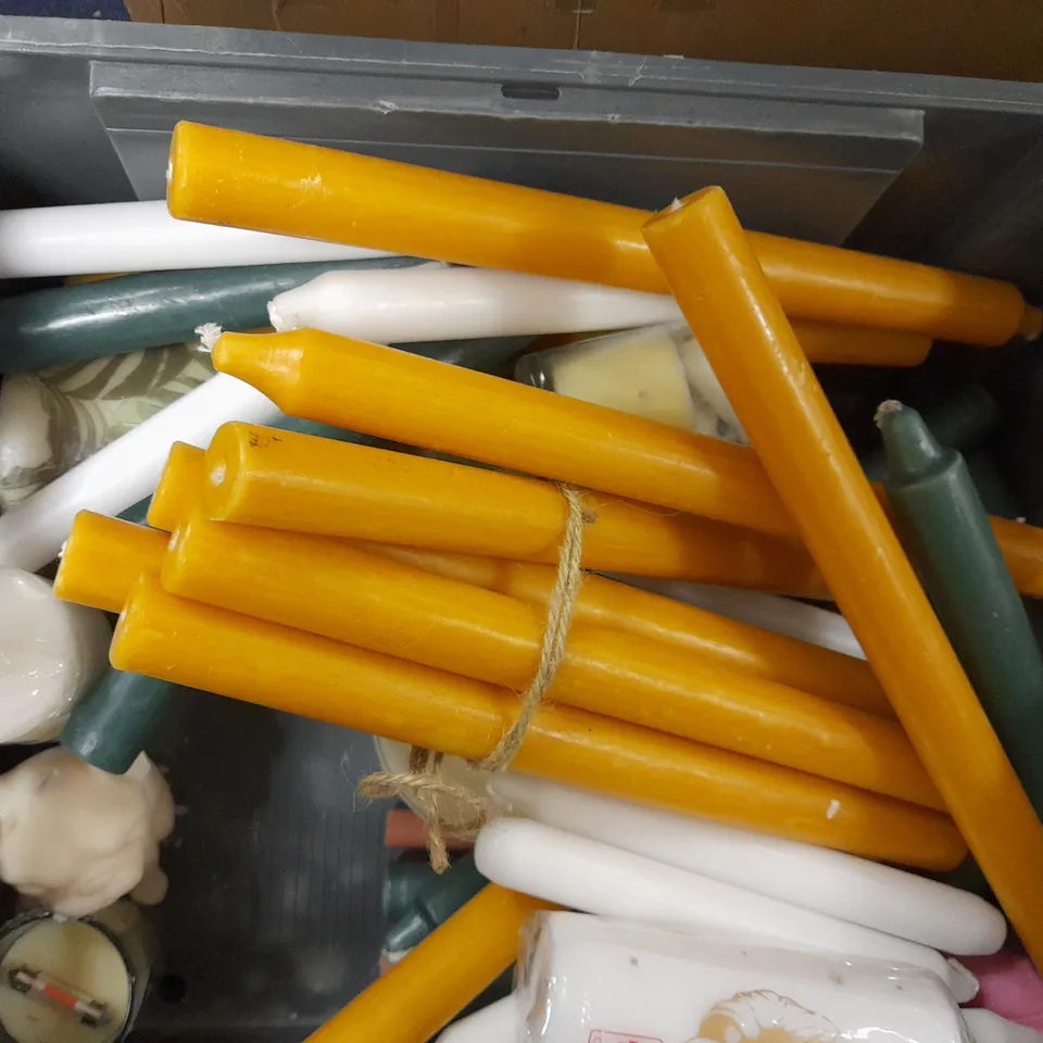BOX OF APPROX 15 CANDLES IN ASSORTED SCENTS	