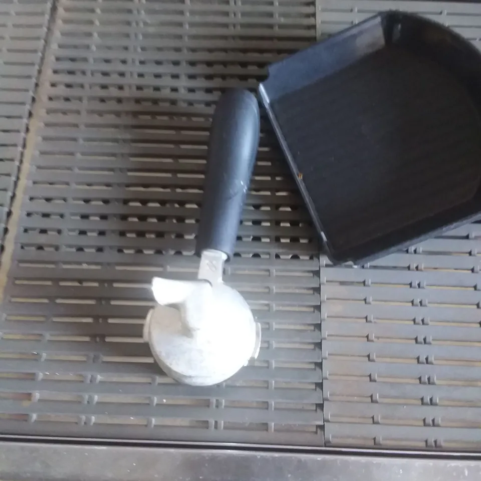 MATTHEW ALGIE RAN7-3 COFFEE MACHINE