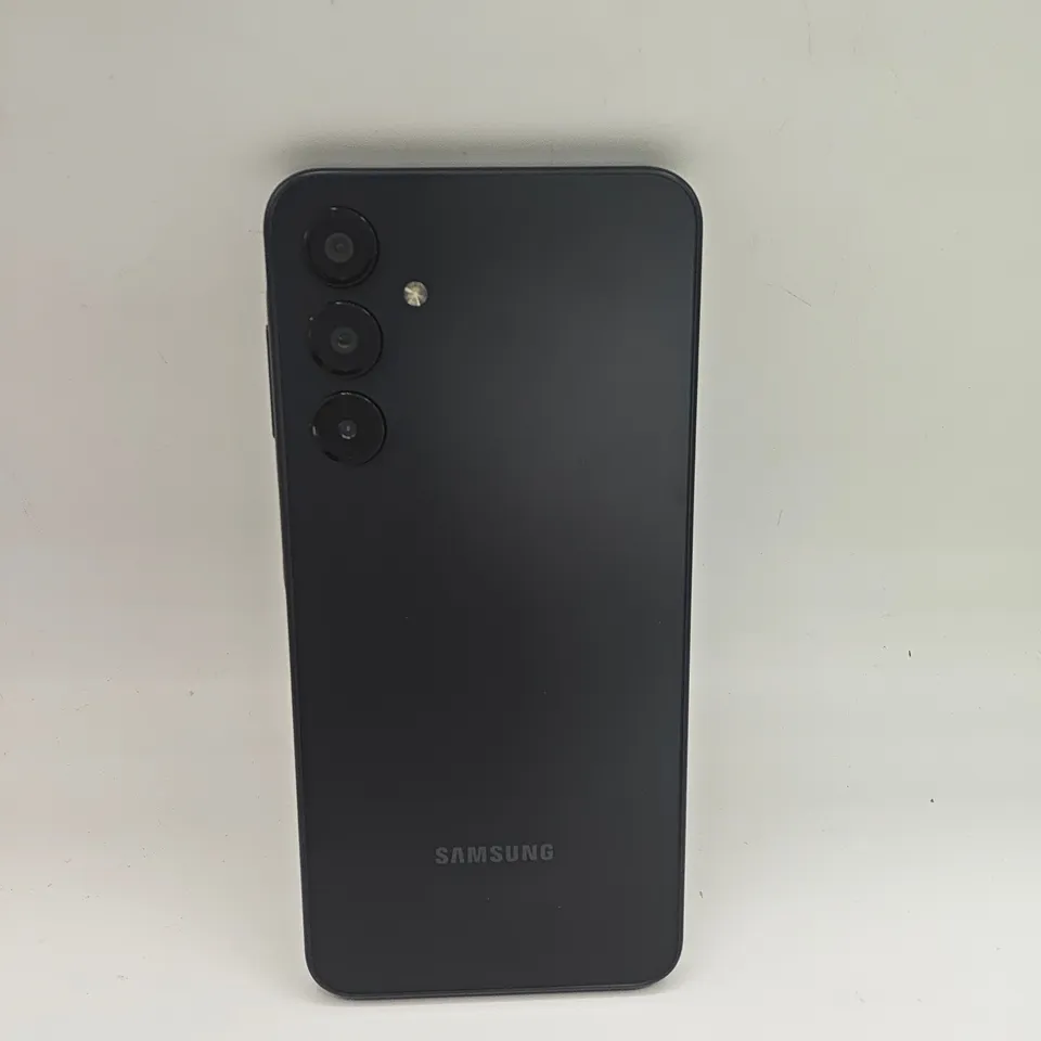 BOXED SAMSUNG GALAXY A16 4/128GB IN BLACK - SM-A165F
