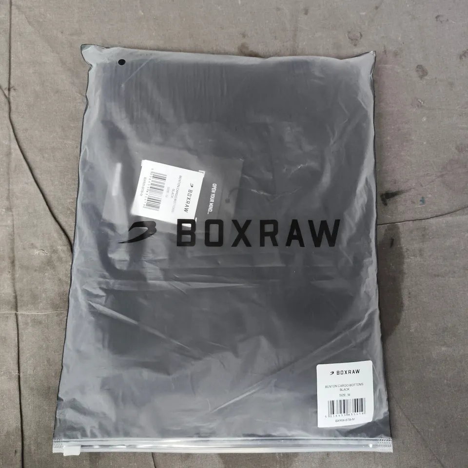 BAGGED BOXRAW BENTON CARGO BOTTOMS IN BACK SIZE MEDIUM