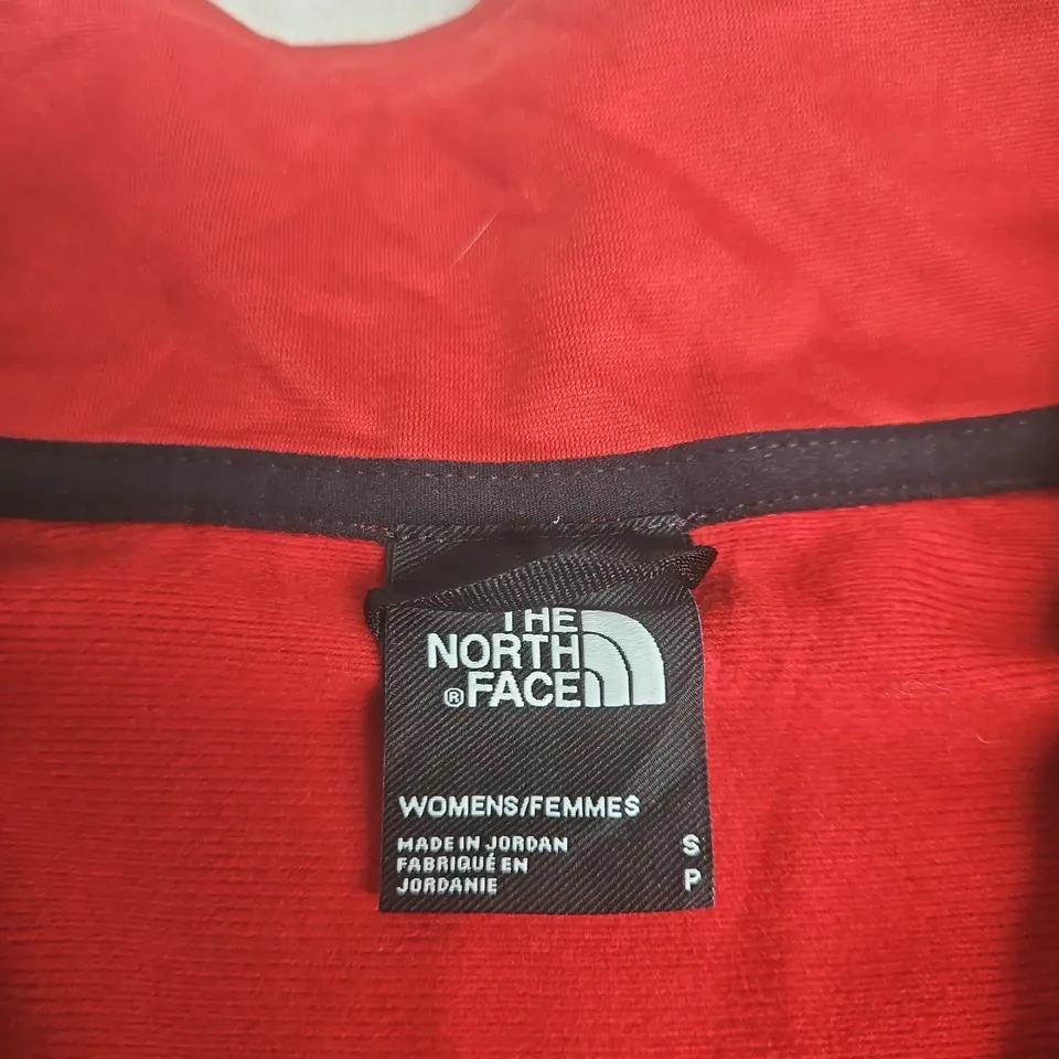 THE NORTH FACE WOMEN'S RED HALF-ZIP JACKET – SIZE S
