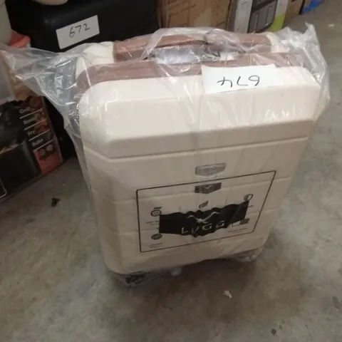 SMALL CABIN CASE CREAM & BROWN 