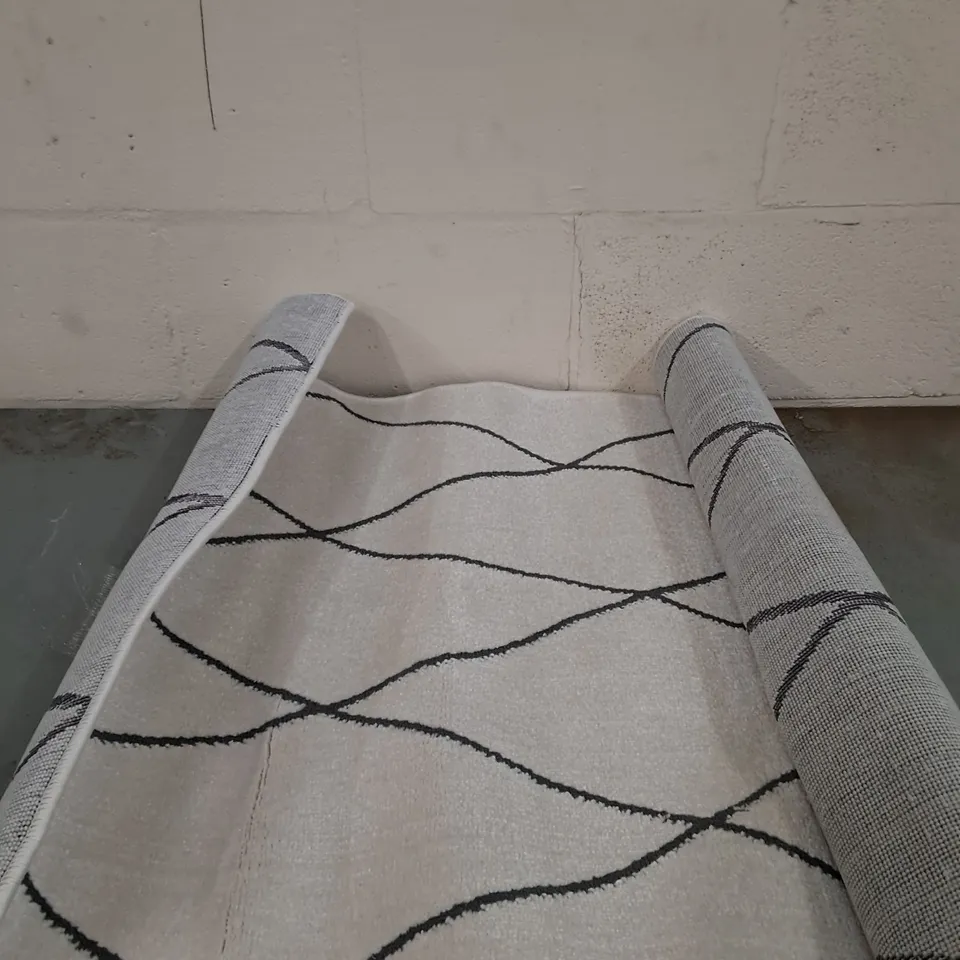 BRAND NEW PACO HOME WHITE HARAL RUG SIZE 80CM X 150CM 