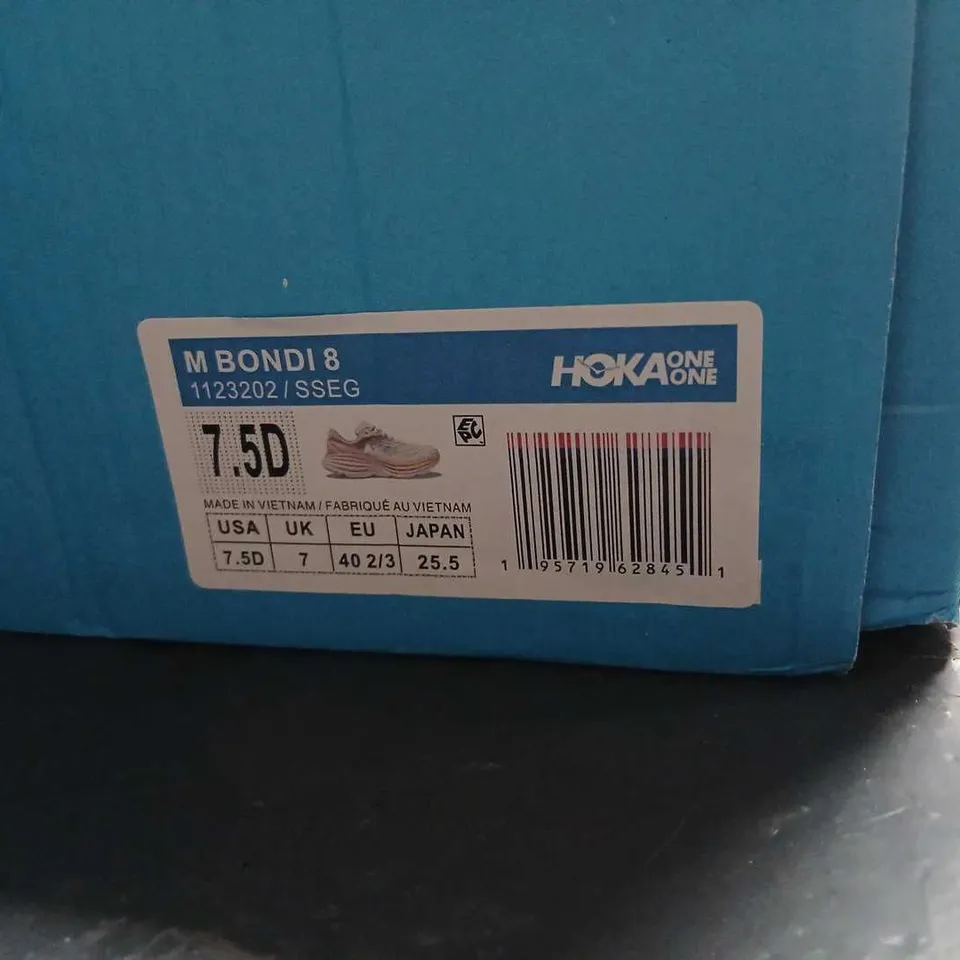 HOKA BONDI 8 RUNNING SHOES – SAND/BEIGE, UK 7 (US 7.5D), BOXED