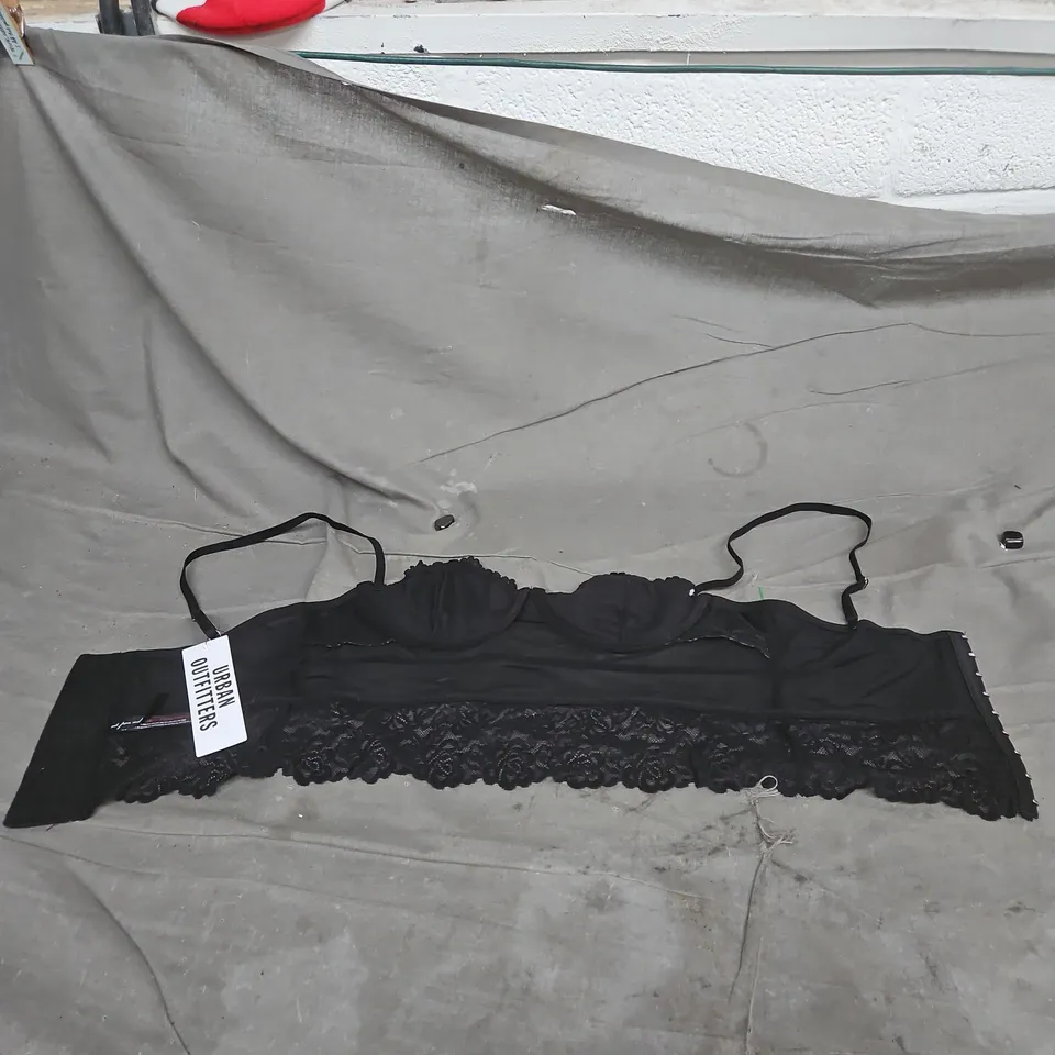 URBAN OUTFITTERS LACE-TRIM BRALETTE – BLACK – SIZE S