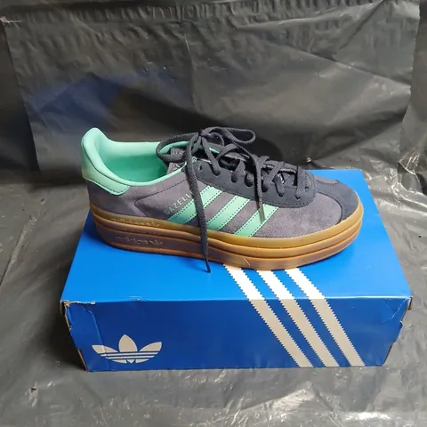 ADIDAS BLUE/GREEN GAZELLE SIZED 6 1/2. BOXED