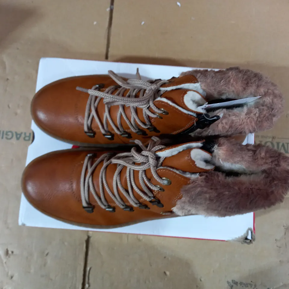 BOXED PAIR OF RIEKER LACE UP ANKLE BOOTS - TAN - UK SIZE 6.5