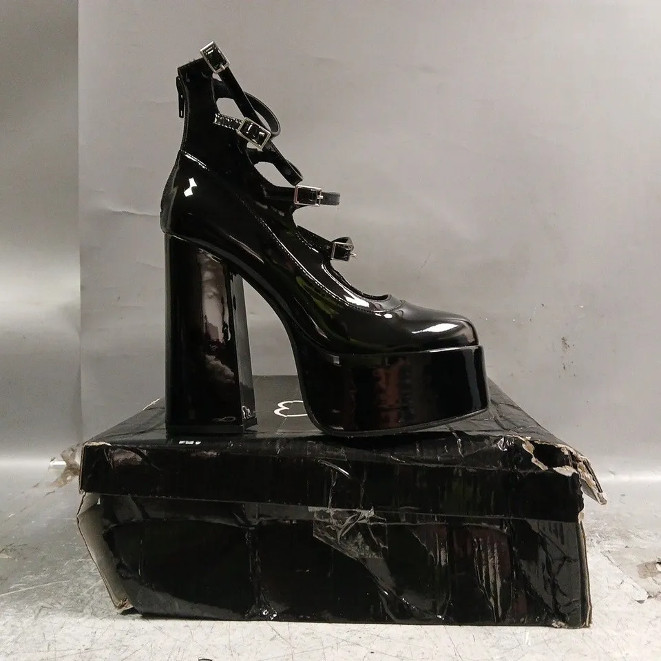 BOXED PAIR OF KOI GURREN STRAPPY BLACK PATENT PLATFORM HEELS - UK 4
