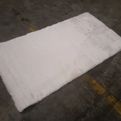 QUALITY DESIGNER AREA RUG APPROXIMATELY 80×150CM