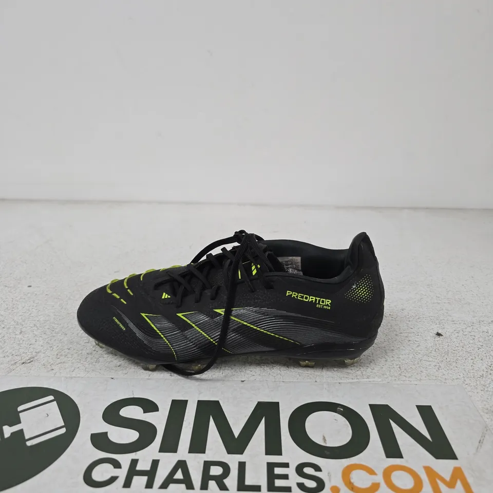 ADIDAS PREDATOR FOOTBALL BOOTS – UK 5 (US 6) – BLACK WITH NEON