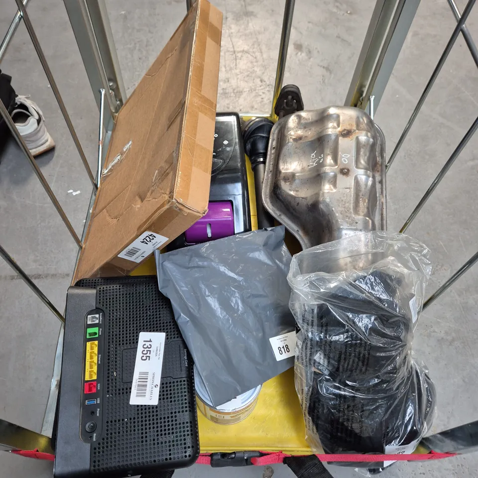 CAGE OF APPROXIMATELY 8 ASSORTED HOUSEHOLD ITEMS TO INCLUDE - SKY BOXES , PAINT ETC - COLLECTION ONLY