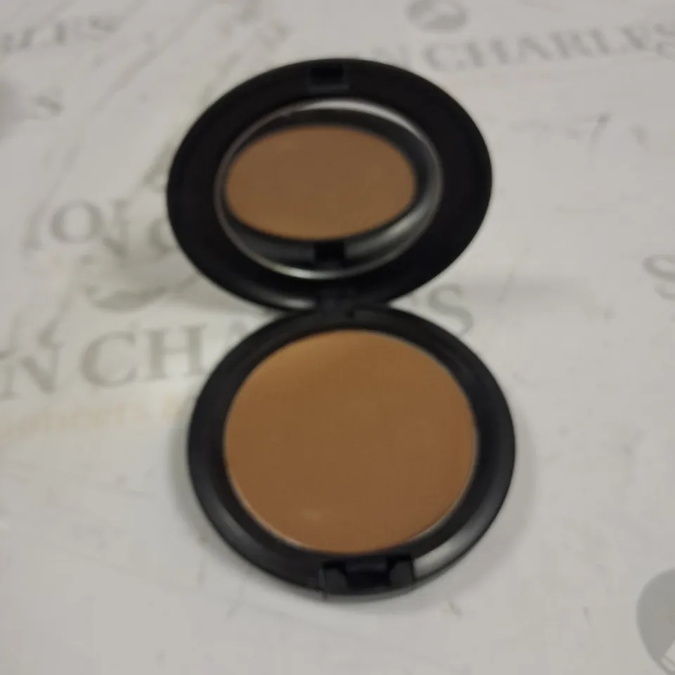 MAC BRONZING POWDER 