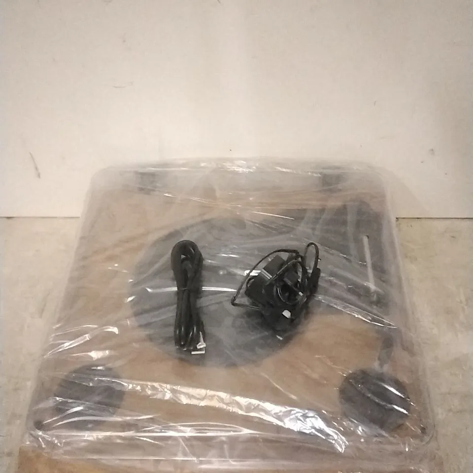 BOXED TURNTABLE PLAYER WITH BLUETOOTH 