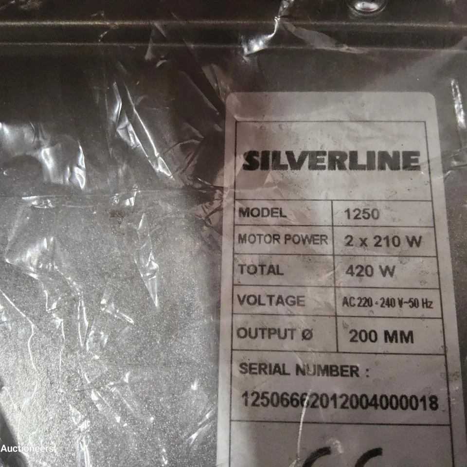 BOXED SILVERLINE CHIMNEY HOOD EXTRACTOR Model 1250 METALLIC 