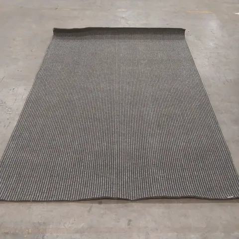 QUALITY DESIGNER AREA RUG - APPROXIMATELY 220 x 150cm