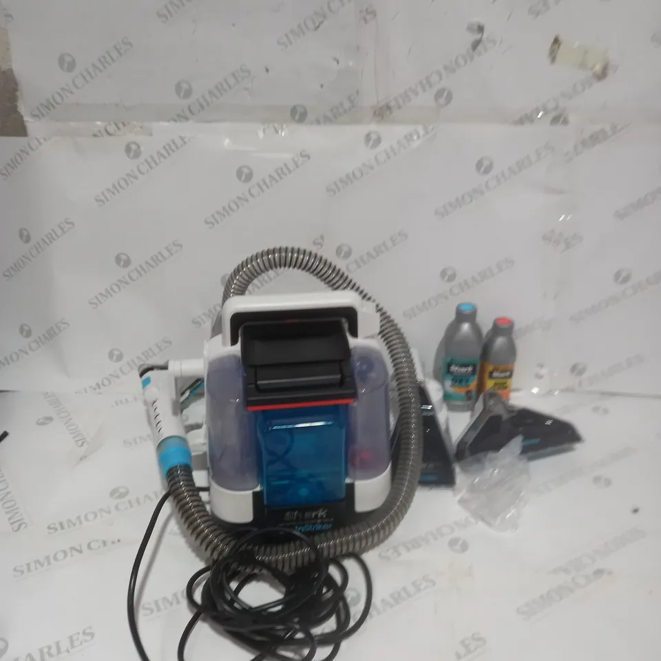 BOXED SHARK STAIN STRIKER PET SPOT CLEANER PX200UKT