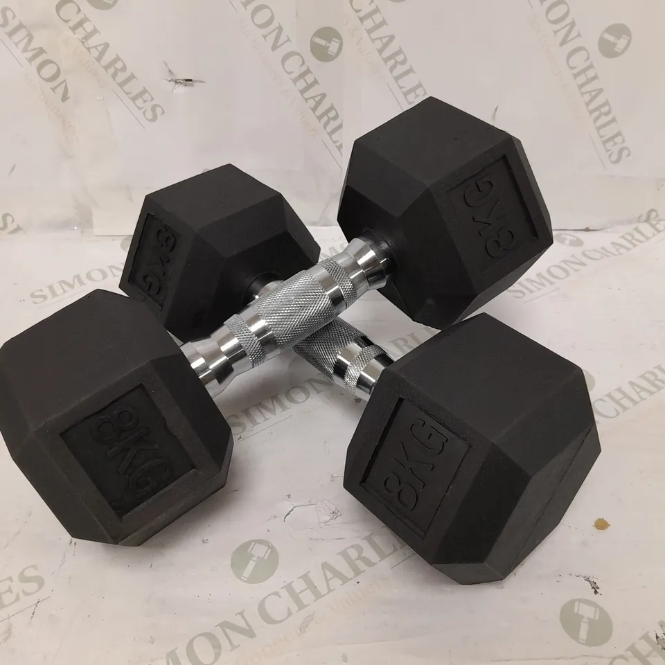 PAIR OF 8KG DUMBELLS