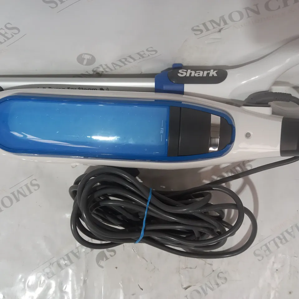 BOXED SHARK KLIK AND FLIP STEAM MOP