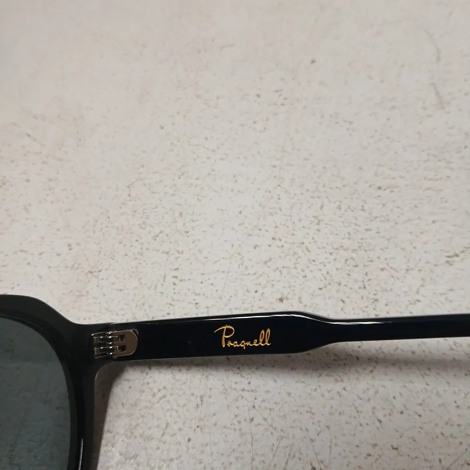 PRAGNELL SUNGLASSES – BLACK FRAME