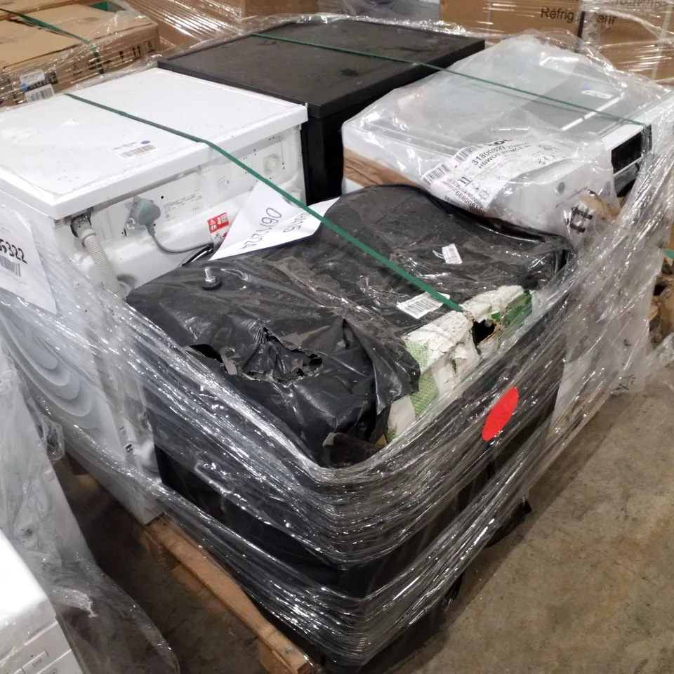 PALLET OF APPROXIMATELY 4 UNPROCESSED RAW RETURN WHITE GOODS TO INCLUDE;