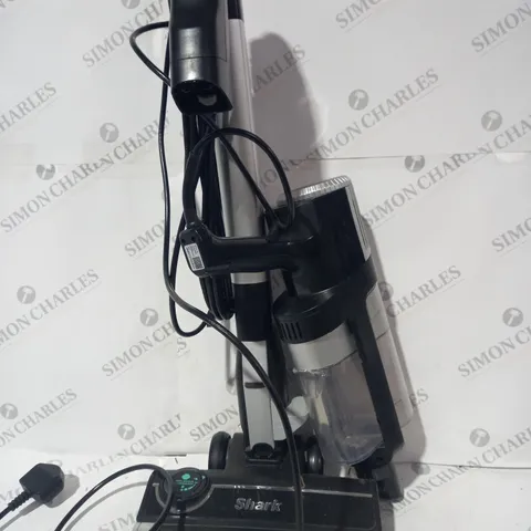 SHARK STRATOS ANTI HAIR WRAP PET PRO VACUUM CLEANER HZ3000UKT