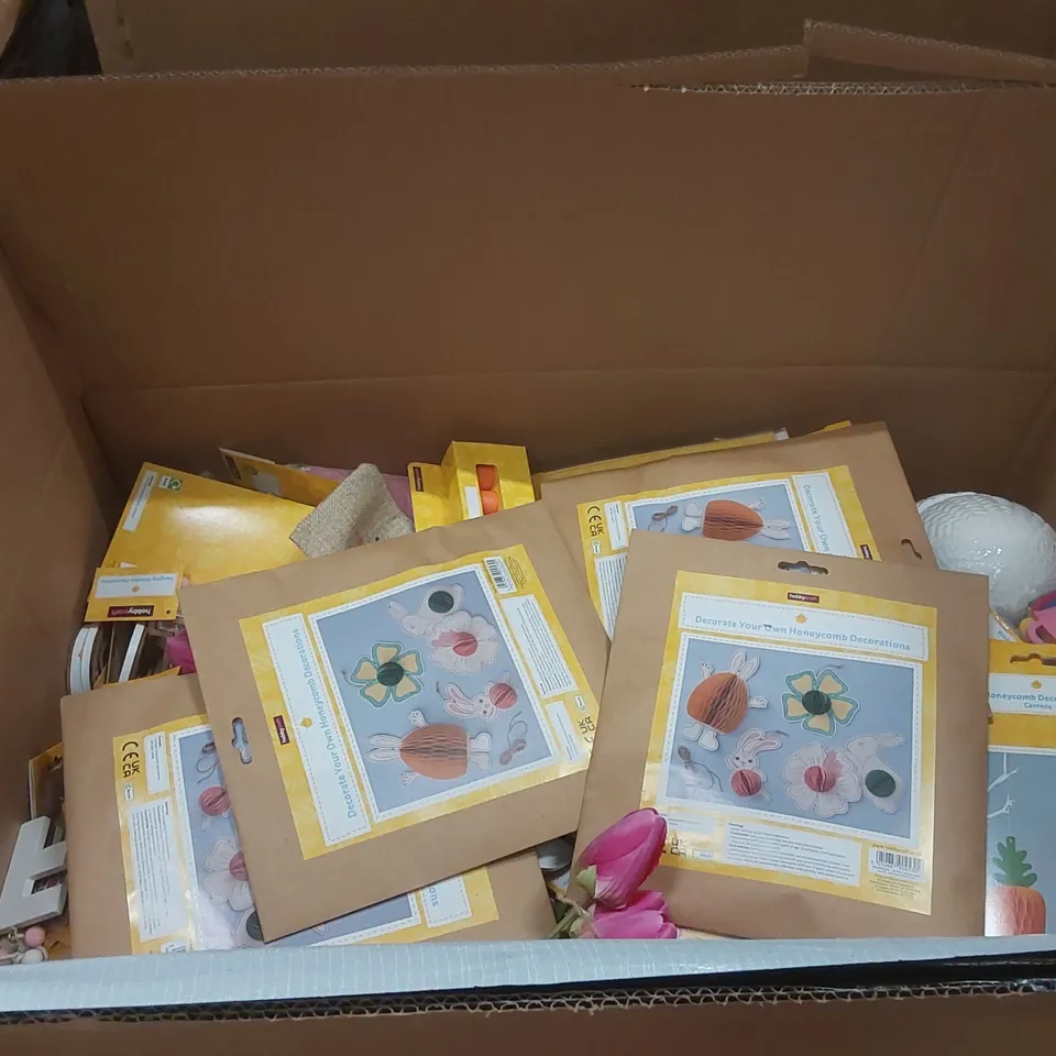 PALLET CONTAINING A VERY LARGE QUANTITY OF ASSORTED EASTER PRODUCTS