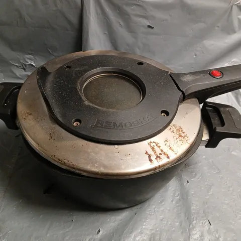 REMOSKA PORTABLE  OVEN 