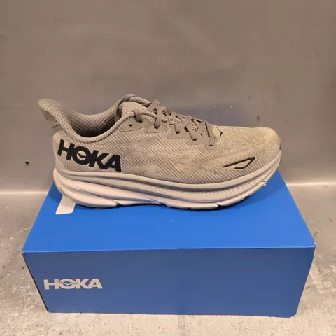 BOXED PAIR OF HOKA CLIFTON TRAINERS - 11