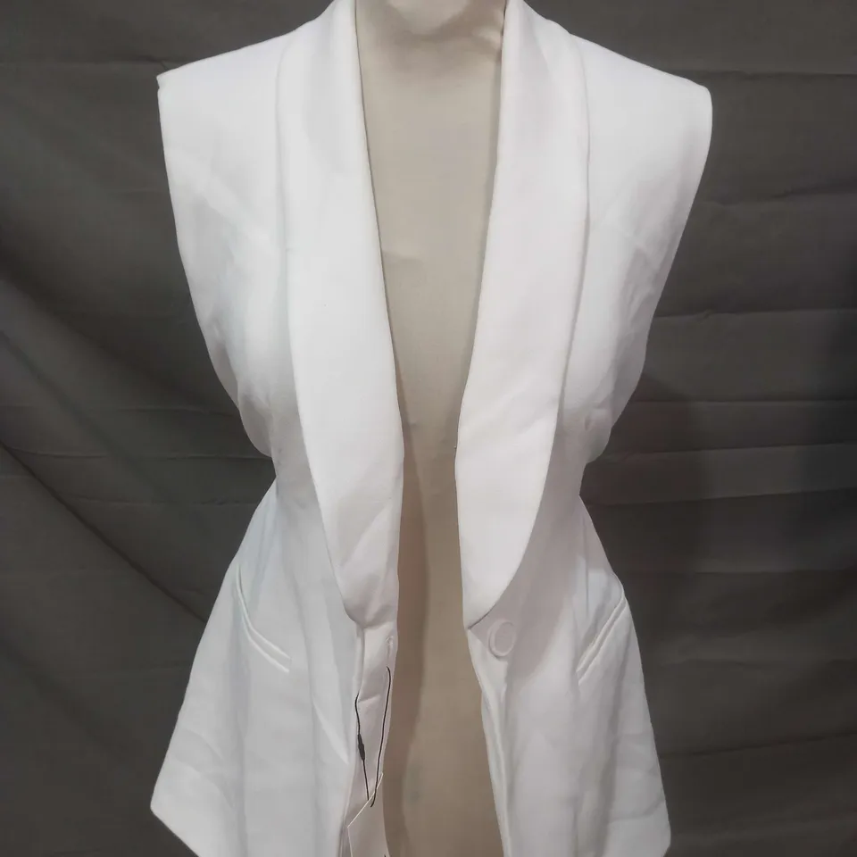 ZARA WOMENS WAIST COAT IN WHITE - XS
