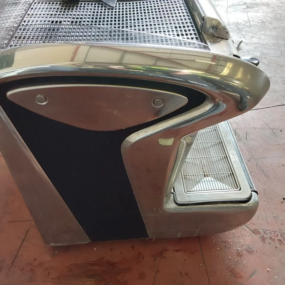 FAEMA EMBLEMA 2 GROUP ESPRESSO MACHINE
