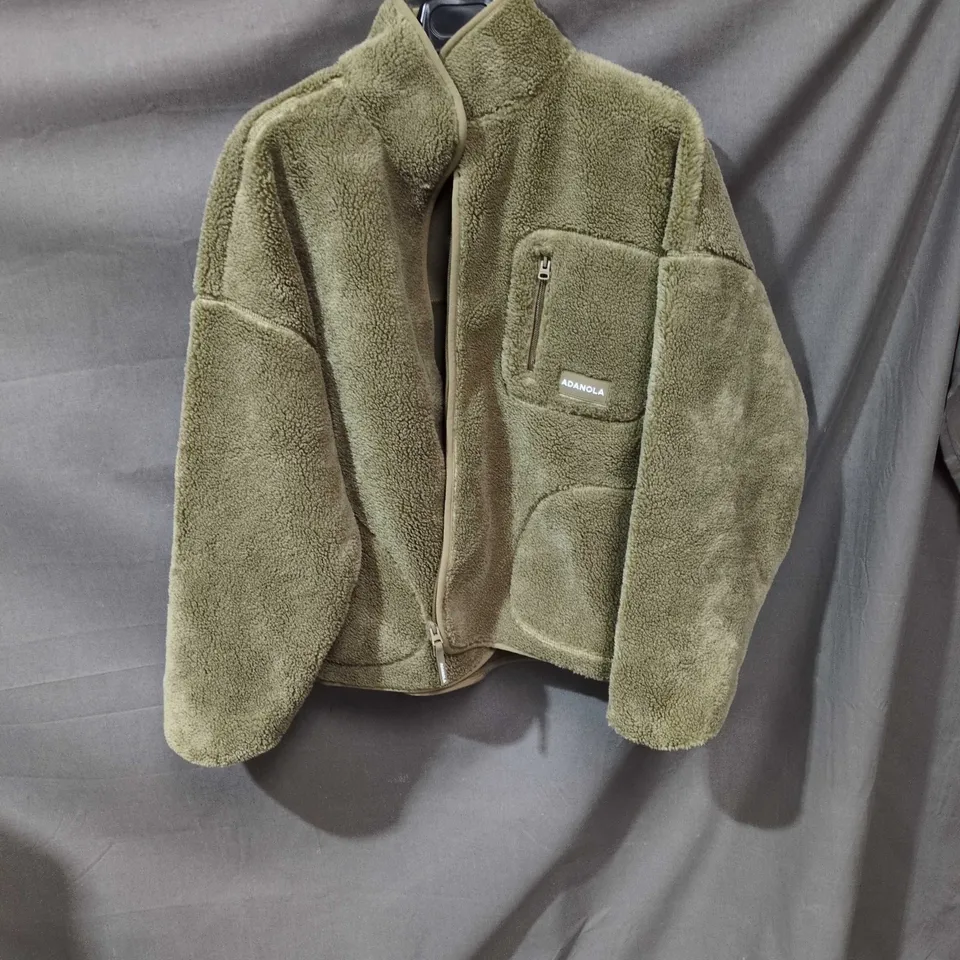ADANOLA OVERSIZED POCKET ZIP-THROUGH FLEECE JACKET – DARK PISTACHIO – UK M
