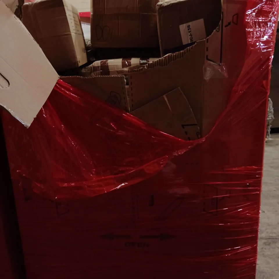 PALLET OF ASSORTED HOUSEHOLD GOODS AND PRODUCTS TO INCLUDE;FOAM MATTRESS, ROLLER BLINDS,CLEANING ATTACHMENTS