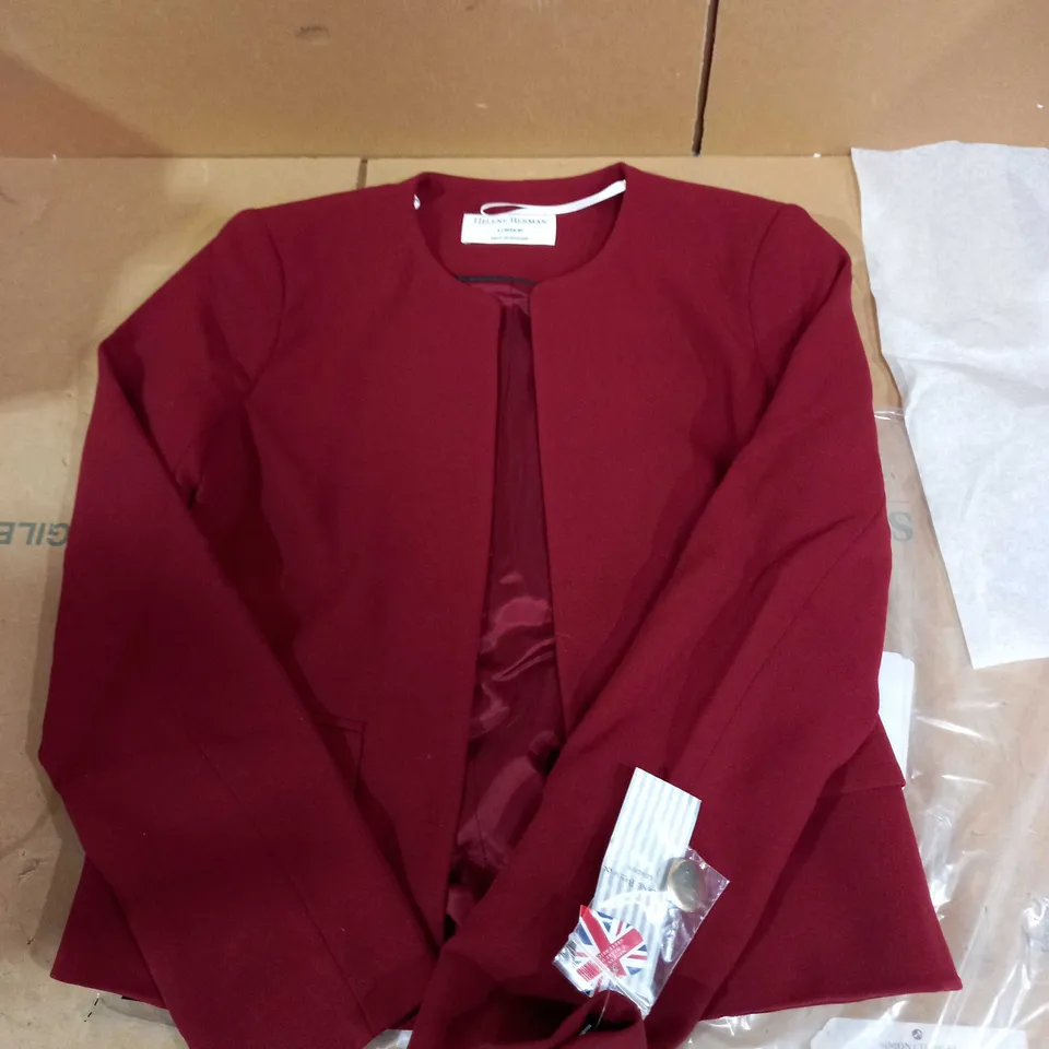 HELENE BERMAN EDGE-TO-EDGE CREPE SHORT JACKET WITH GOLD BUTTON - BURGUNDY - UK 8