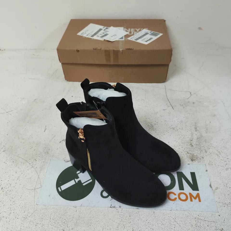 CUSHION-WALK BLACK SUEDE ANKLE BOOTS WITH SIDE ZIP – UK 6 (EU 39.5, US 8)