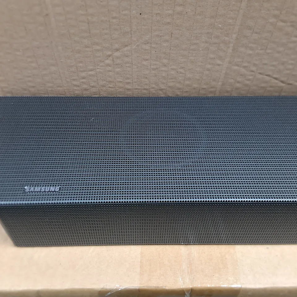 SAMSUNG HWQ800B	CINEMATIC DOLBY ATMOS WI-FI SOUNDBER