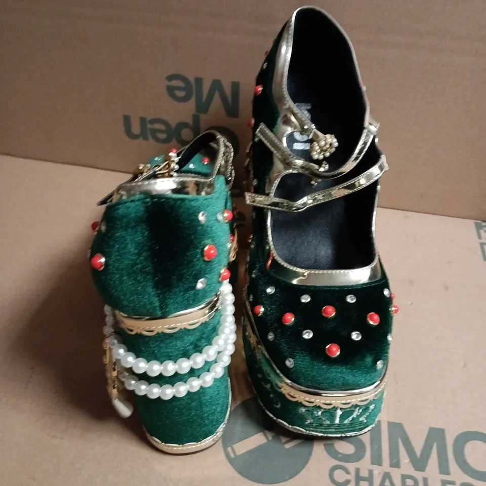 BOXED KOI BOLEYN'S REVENGE BEJEWELED VELVET HEELS IN GREEN, UK7