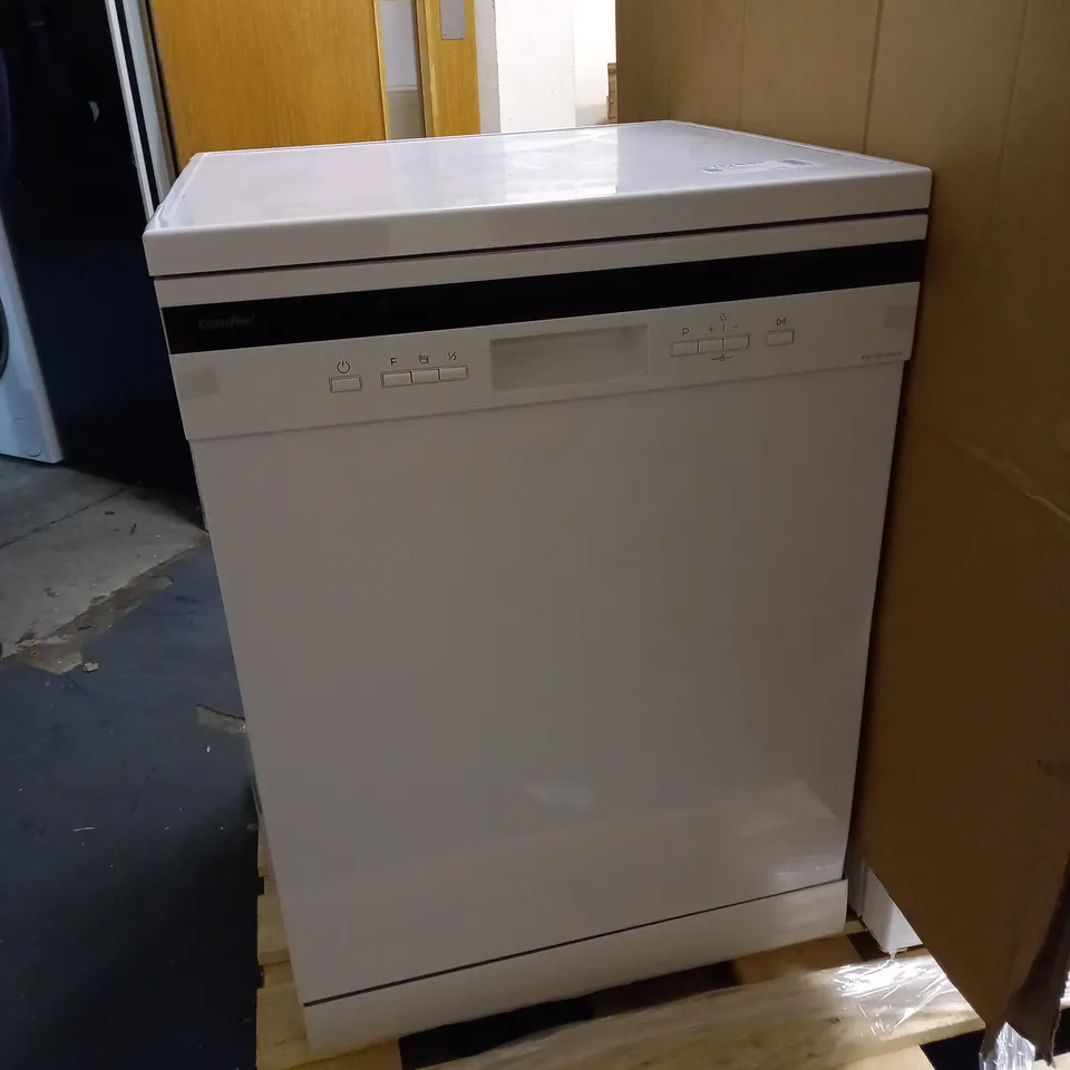 COMFEE' FREESTANDING DISHWASHER FD1435E-W FULL SIZE, WHITE (KWH-FD1435E-W)
