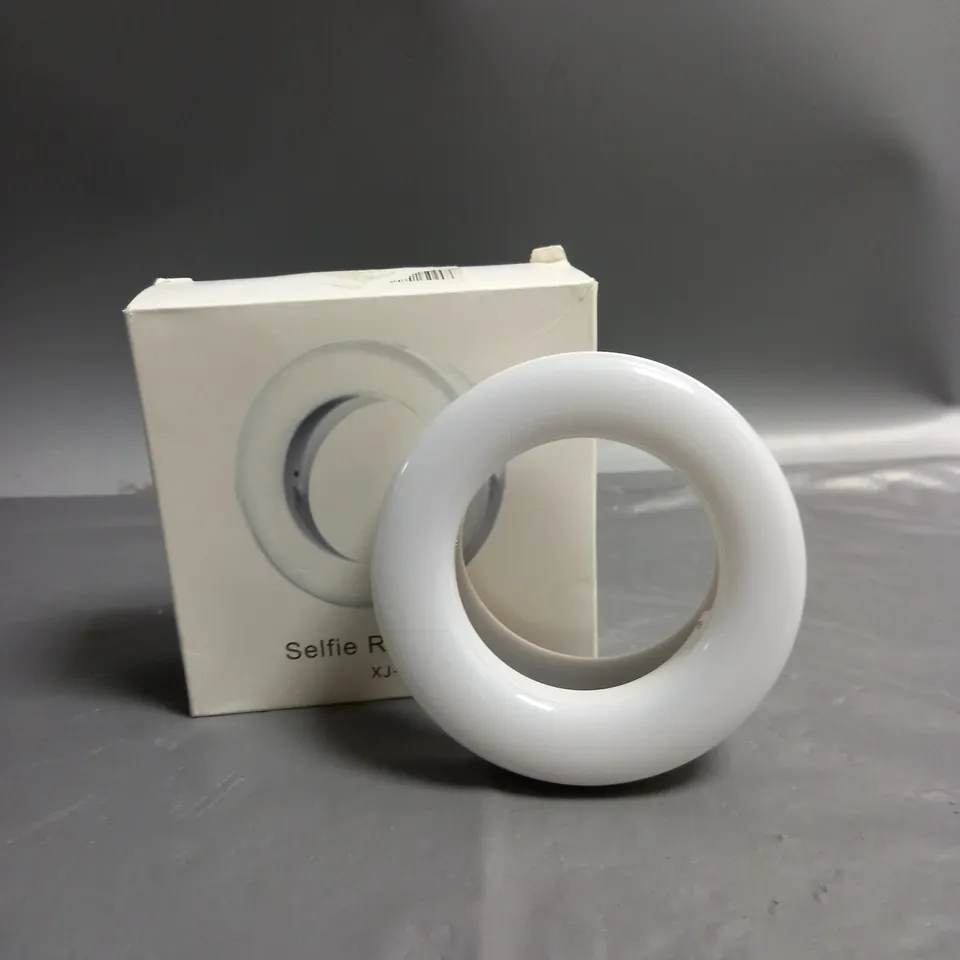 BOXED SELFIE RING LIGHT