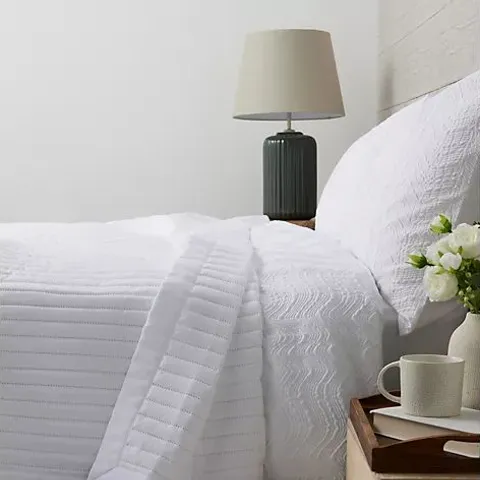COZEE HOME CHANNEL STITCH SUMMER WEIGHT BEDSPREAD