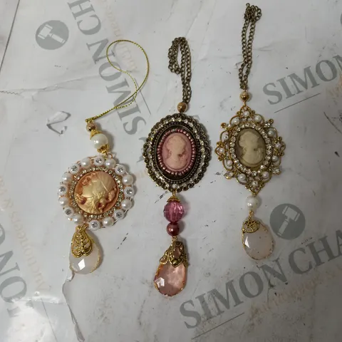 12 TREE JEWLLERY SET