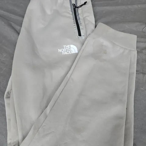 THE NORTH FACE LOGO JOGGERS, SAGE GREEN - UK SIZE S