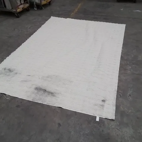 QUALITY DESIGNER AREA RUG - APPROXIMATELY  200x290cm