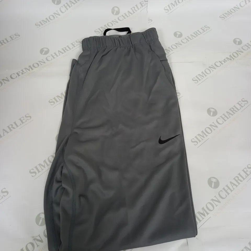NIKE LOGO CASUAL TRACKSUIT BOTTOMS SIZE M