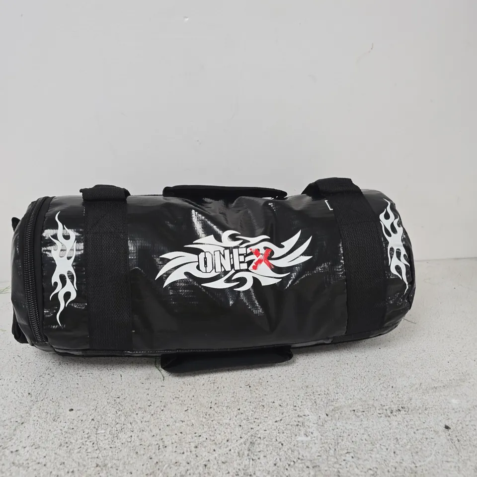 ONEX BRANDED CYLINDRICAL SPORTS BAG WITH FLAME DESIGN (UK)